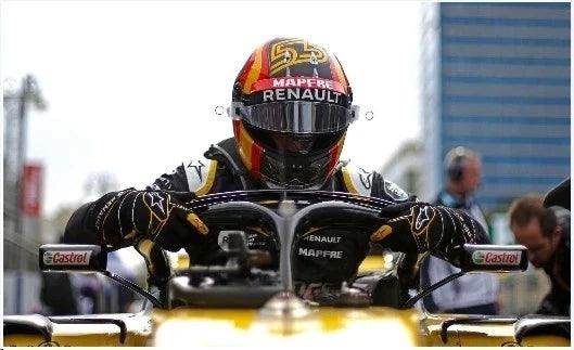 2018 Carlos Sainz Renault F1 Team Race Gloves