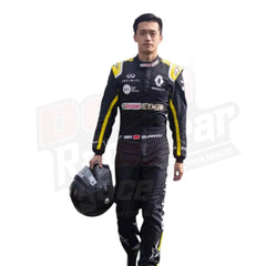 2019 Zhou Guanyu Renault F2 Rennanzug