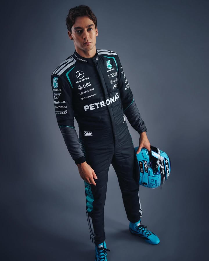 2026 George Russell F1 replica race suit by Dash Racegear