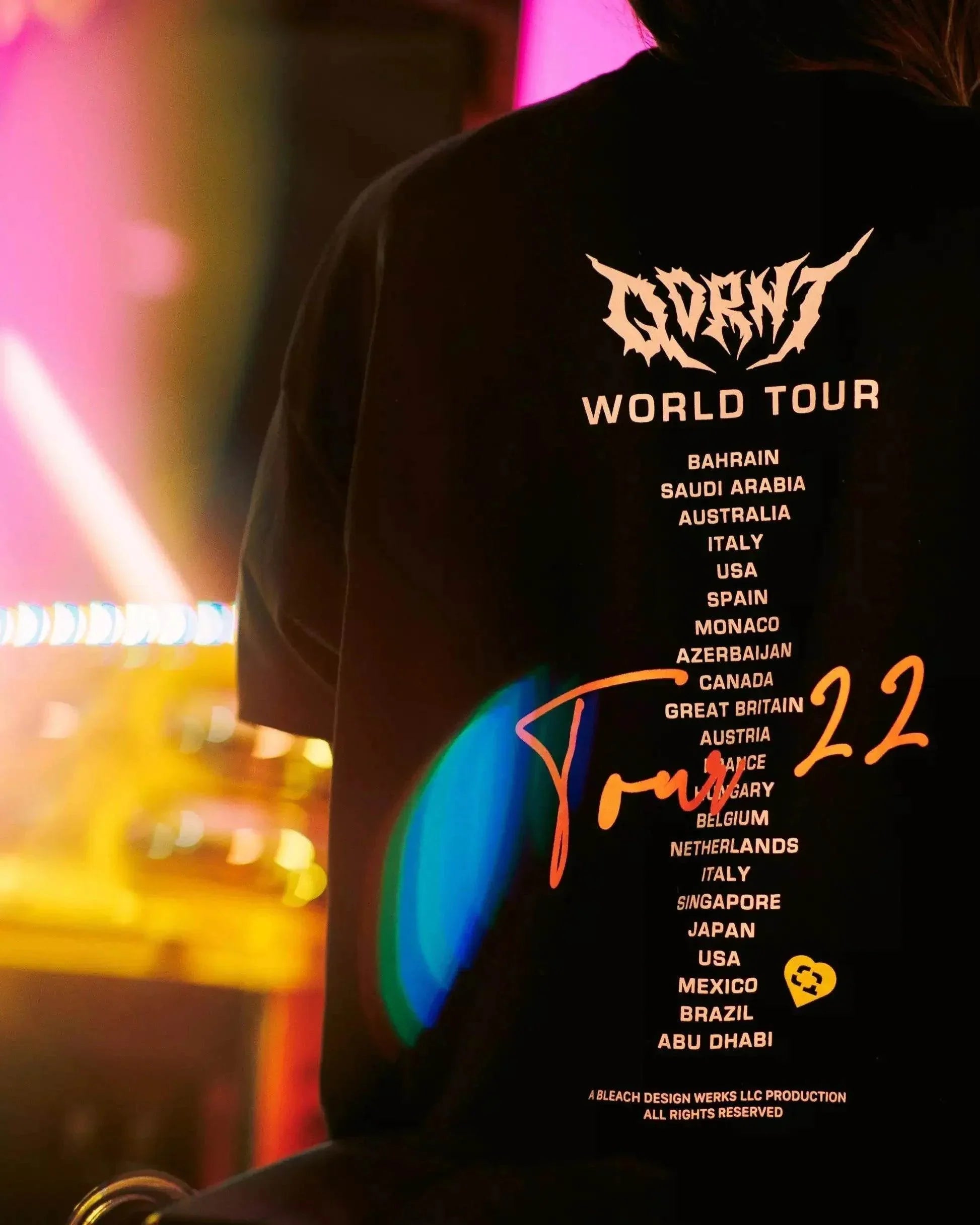 WORLD TOUR BLACK TEE